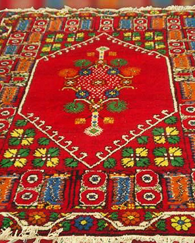 Détails d'un tapis traditionnel du Guergour